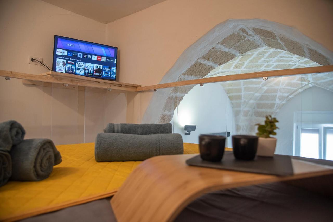 Asmara Exclusive "Loft Industrial" Apartment บรินดิซิ ภายนอก รูปภาพ