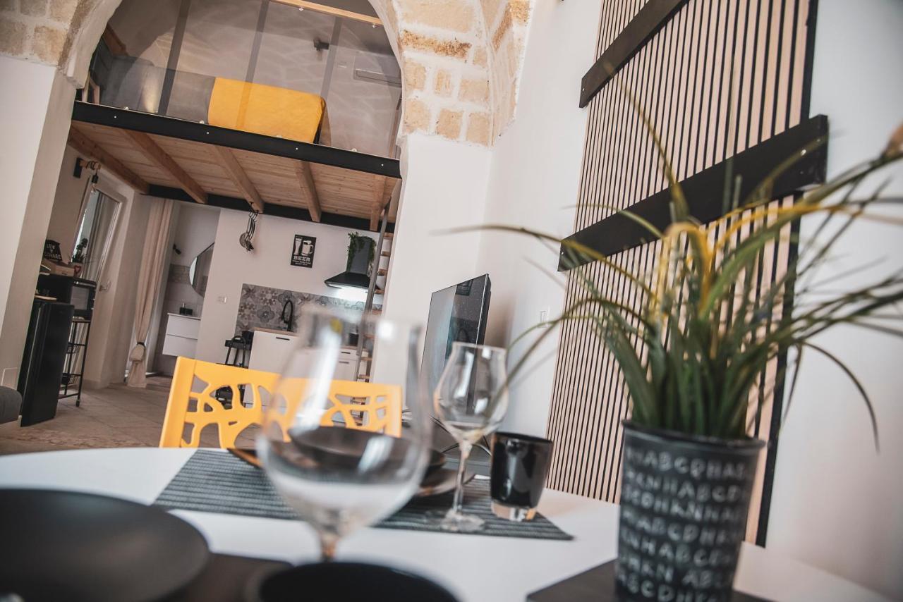 Asmara Exclusive "Loft Industrial" Apartment บรินดิซิ ภายนอก รูปภาพ