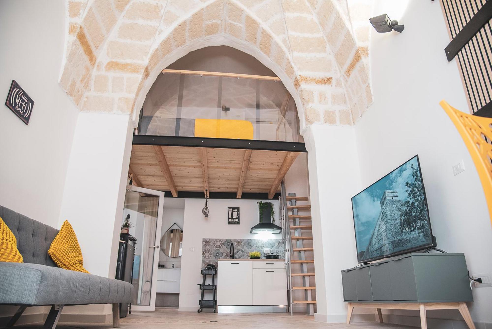 Asmara Exclusive "Loft Industrial" Apartment บรินดิซิ ภายนอก รูปภาพ