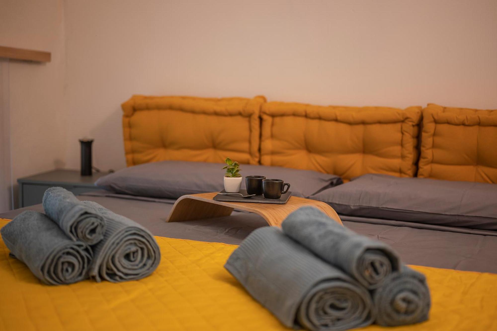Asmara Exclusive "Loft Industrial" Apartment บรินดิซิ ภายนอก รูปภาพ