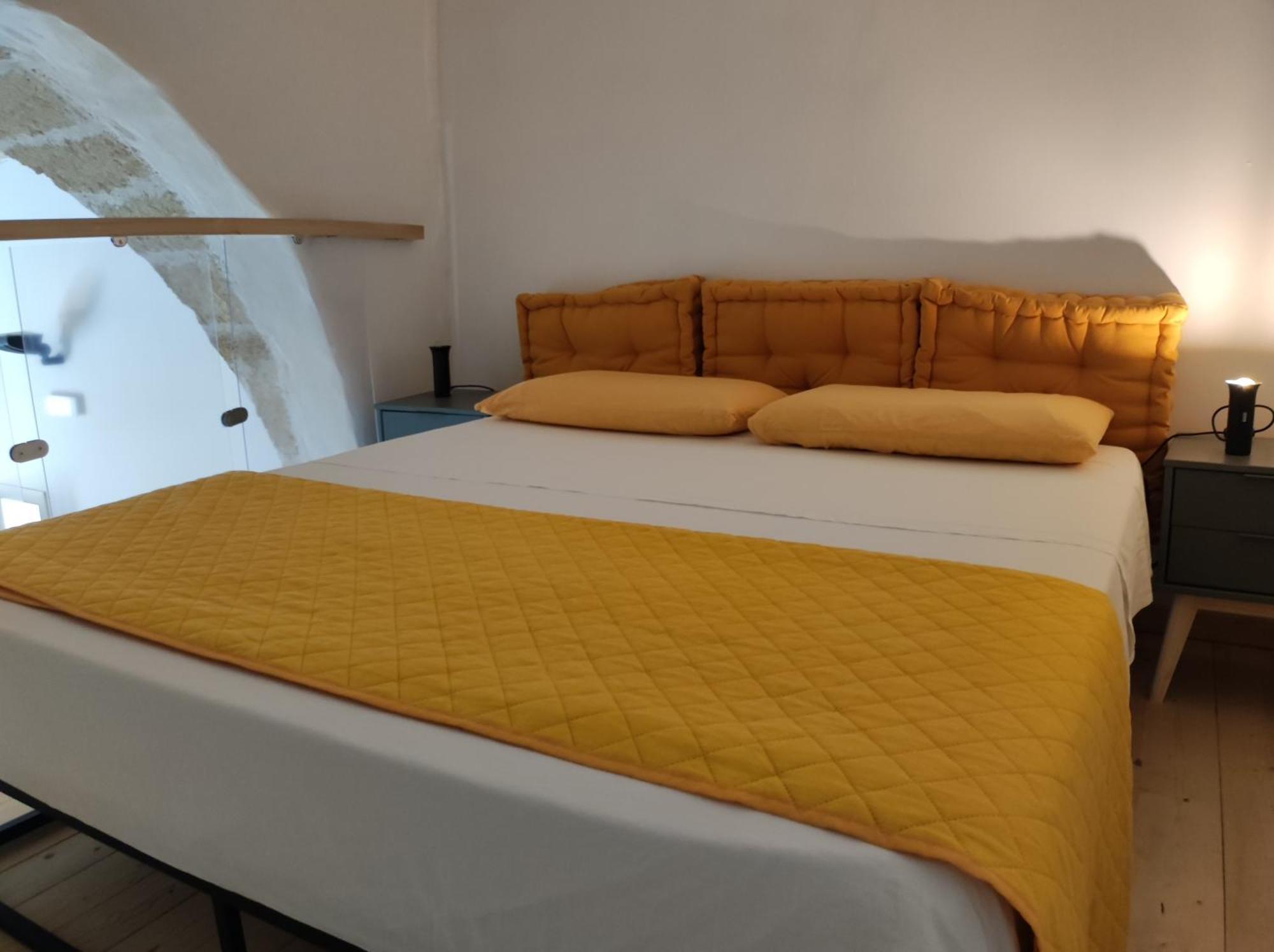 Asmara Exclusive "Loft Industrial" Apartment บรินดิซิ ภายนอก รูปภาพ